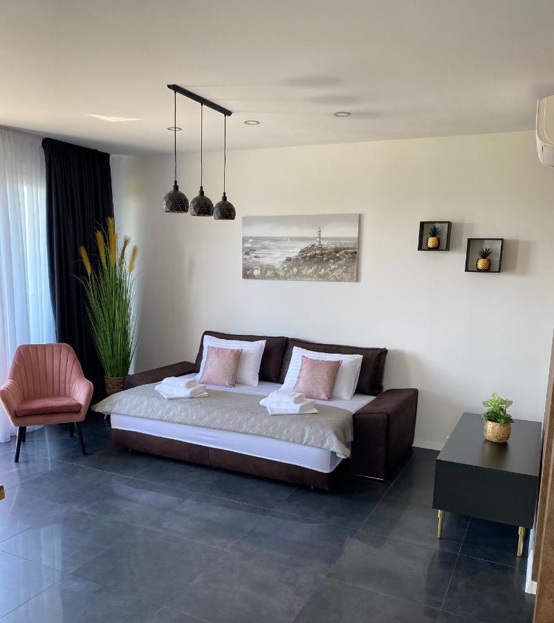 Villa Donatella Подстрана Екстер'єр фото